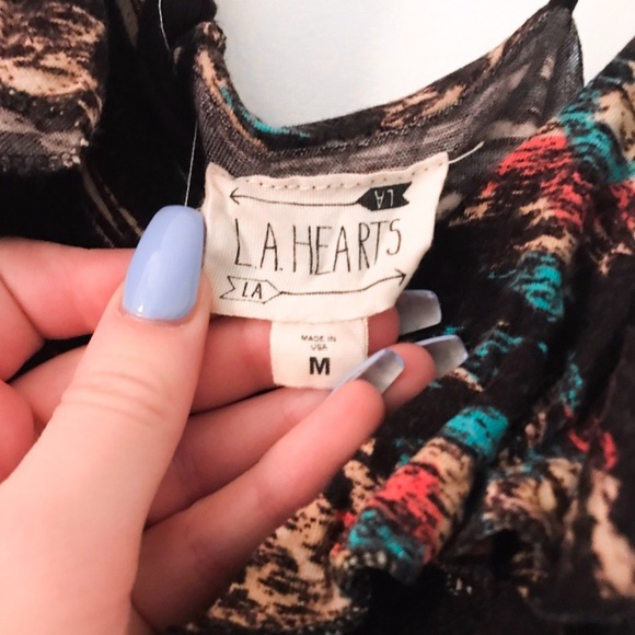 Black Aztec pattern tank top - Picture 3 of 4